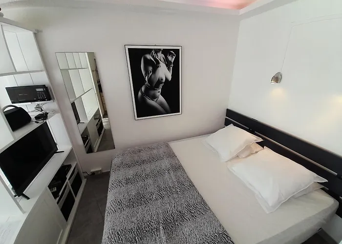 Appartamento Village Naturiste Shibari Agde