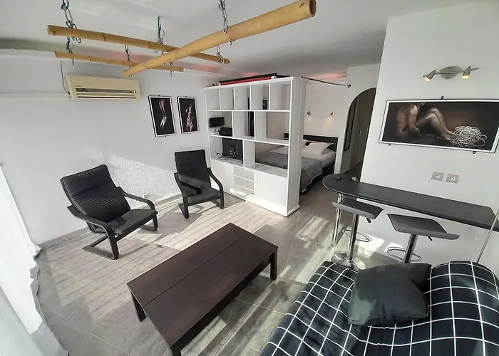 Appartamento Village Naturiste Shibari